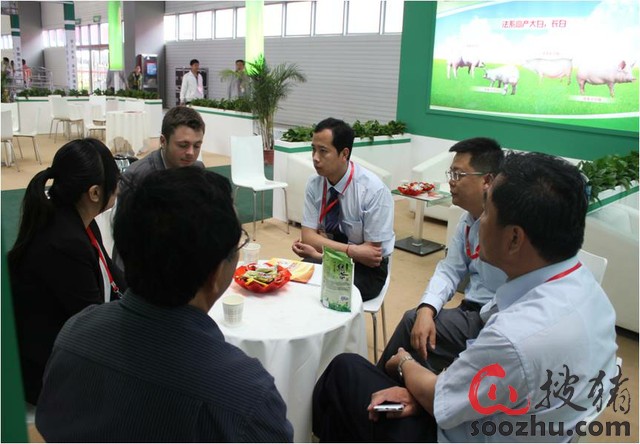 北京养猪育种中心参加第十二届中国畜牧业博览
